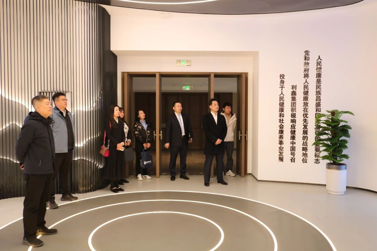 【名誉会长】河南省侨商联合会名誉会长、利鑫集团董事长宣武兵接待澳门招商投资促进局祝薇主任一行