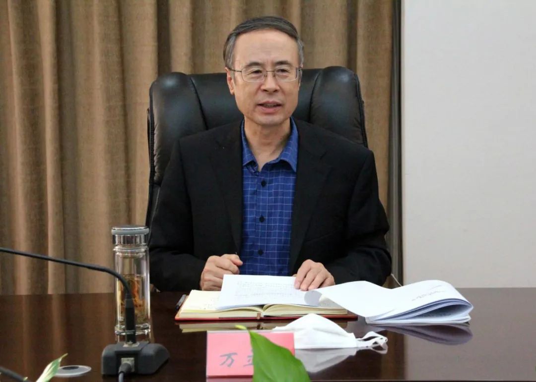 中国侨联党组召开第十八次理论学习中心组（扩大）会