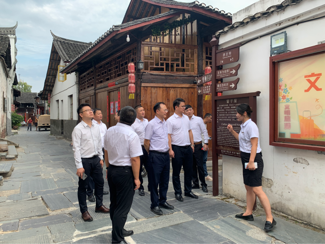 “侨商侨智聚三湘”走进怀化 领略多元的湖湘文化