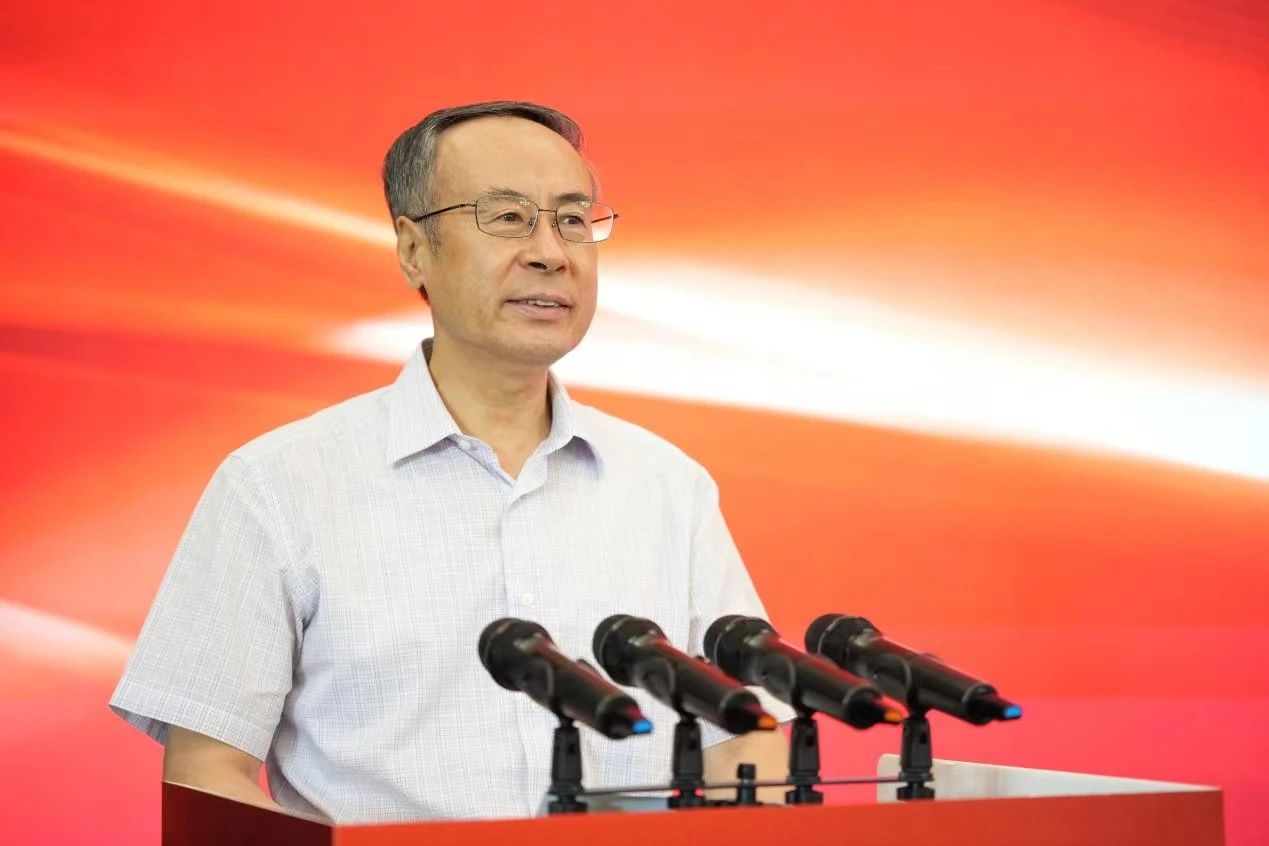 万立骏出席2023习近平总书记关于侨务工作重要论述研讨会并在山东调研