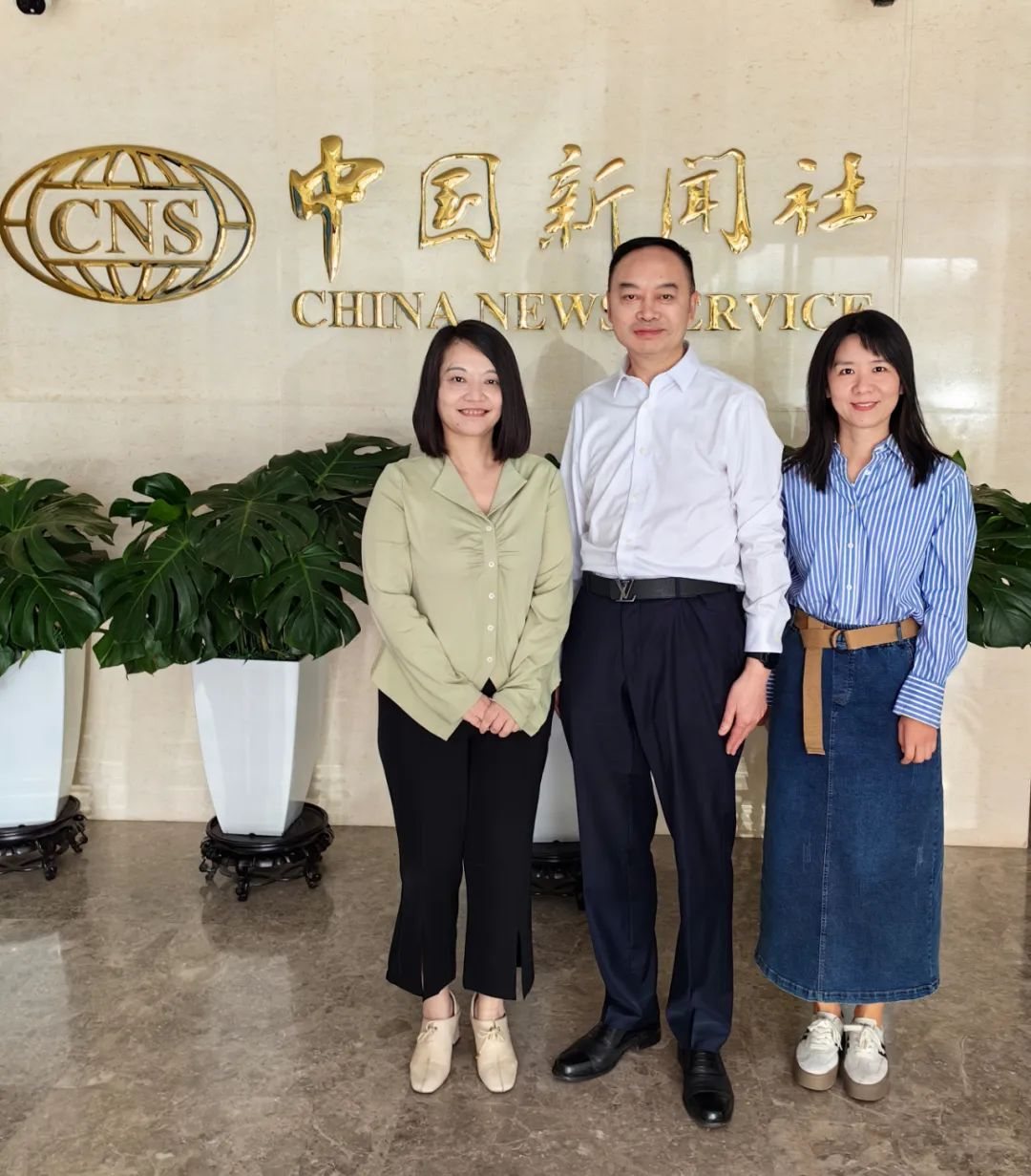 洛阳侨商会会长邝远平接受中国侨网专访