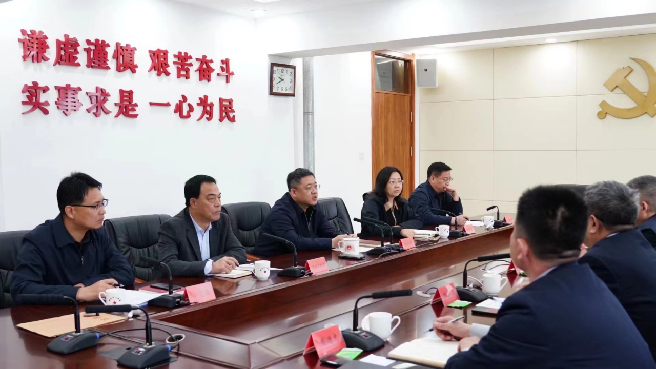 【名誉会长】省侨商会名誉会长、河北利鑫集团董事长宣武兵率团赴石家庄市平山县、秦皇岛市北戴河区深入开展项目考察和对接工作