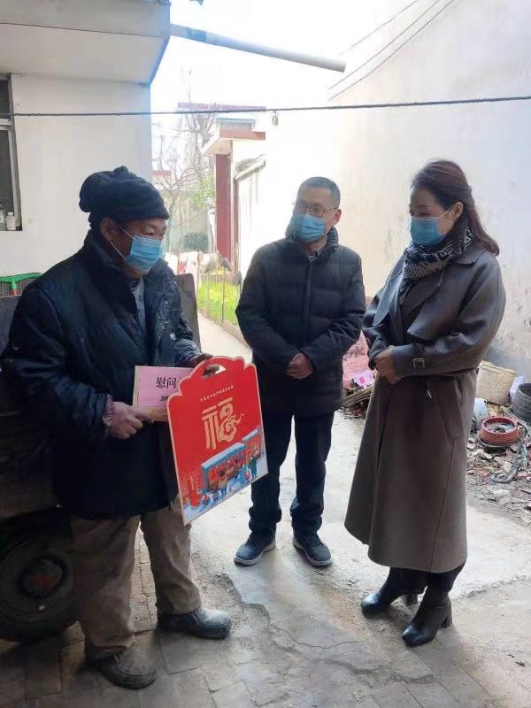 驻马店市侨联到正阳开展“零距离”调研走访活动