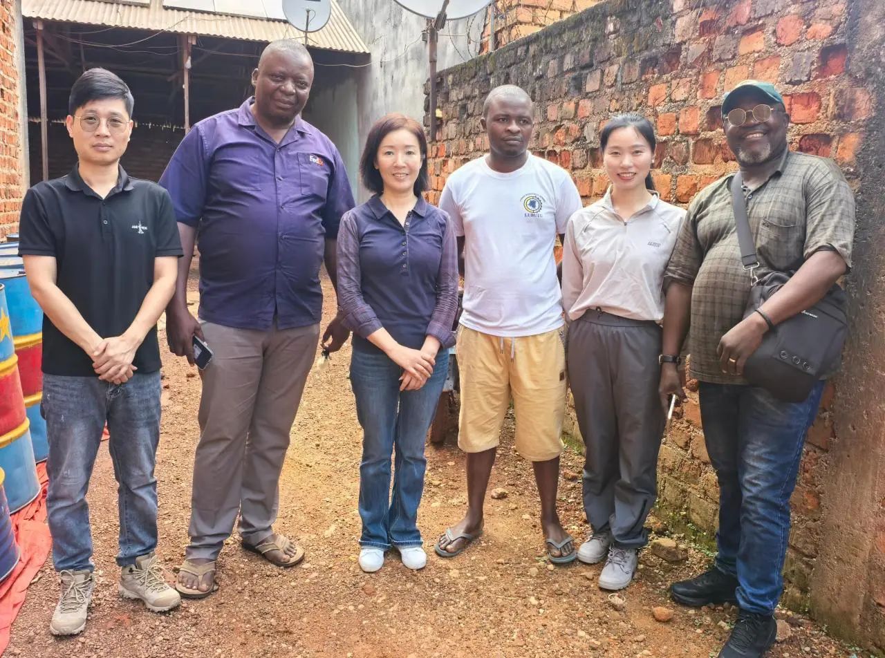 【名誉会长】河南省侨商联合会名誉会长、湖南省侨商会会长毛冰花率队赴非洲考察? 开启中非经贸合作新篇章