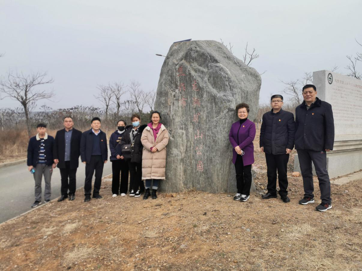 焦作市侨联与焦作华侨医院联合开展 “庆‘三八’，拥抱春天、健步前行”活动