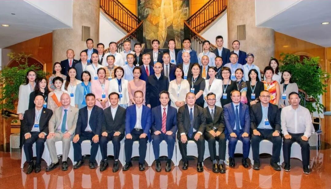 聚侨兴国·丝路圆梦 中国侨商联合会“侨商参与‘一带一路’研修班”在昆明举行在滇侨商踊跃参加