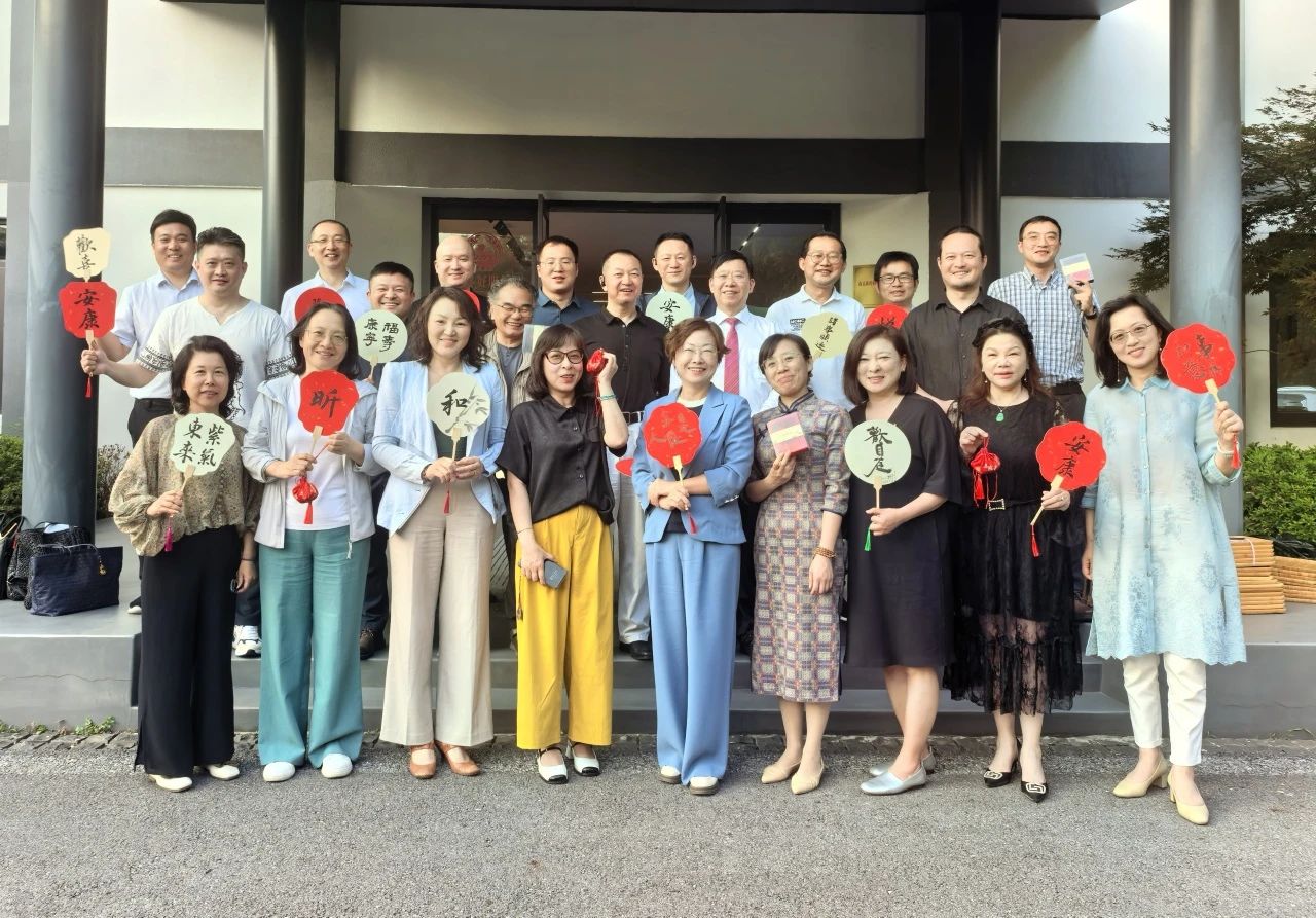 南京侨商联合会举办“金陵古韵 手作传承” 端午雅集活动