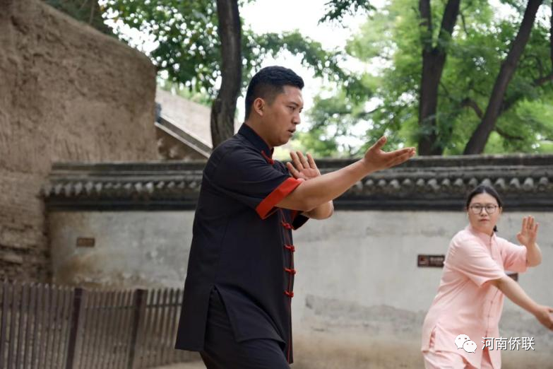 体验中国功夫 品味中原文化-“大河侨音”海外传播服务中心中国功夫推荐官活动正式启动